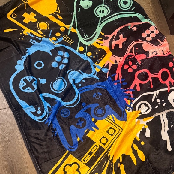 🆕Colorful Neon Gaming Controller Blanket. 52x62. Brand New!💥 - Picture 2 of 2